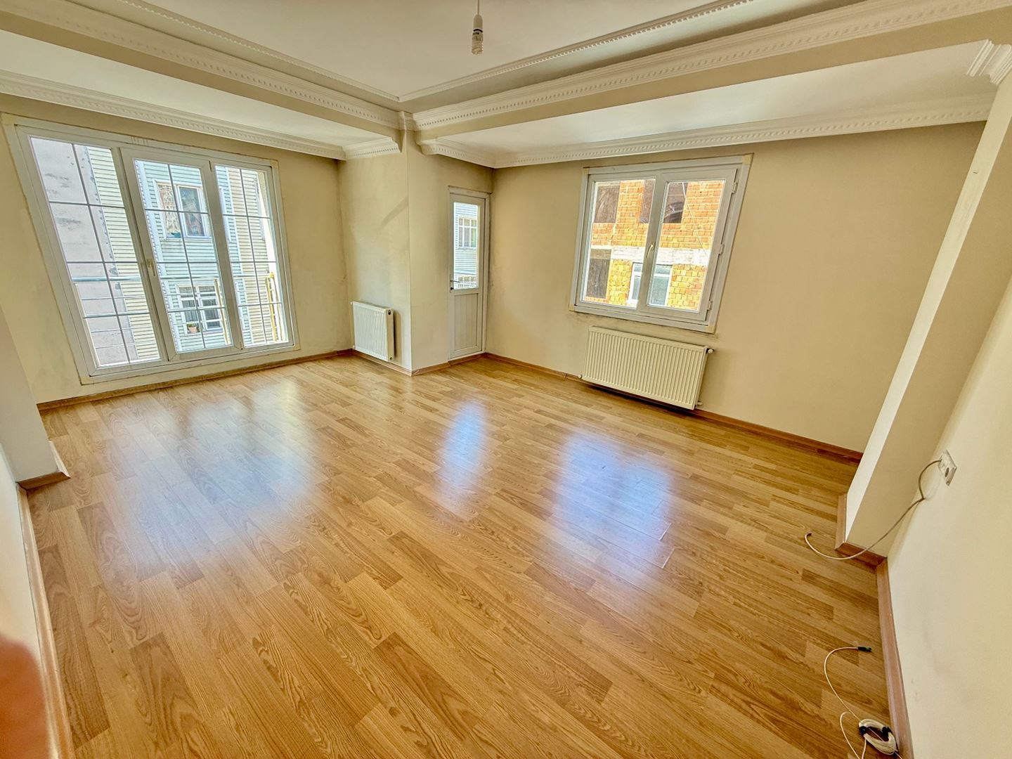 Sarıgöl Mahallesi Ordu Caddesine Çok Yakın Kiralık 90m2 Ara Kat