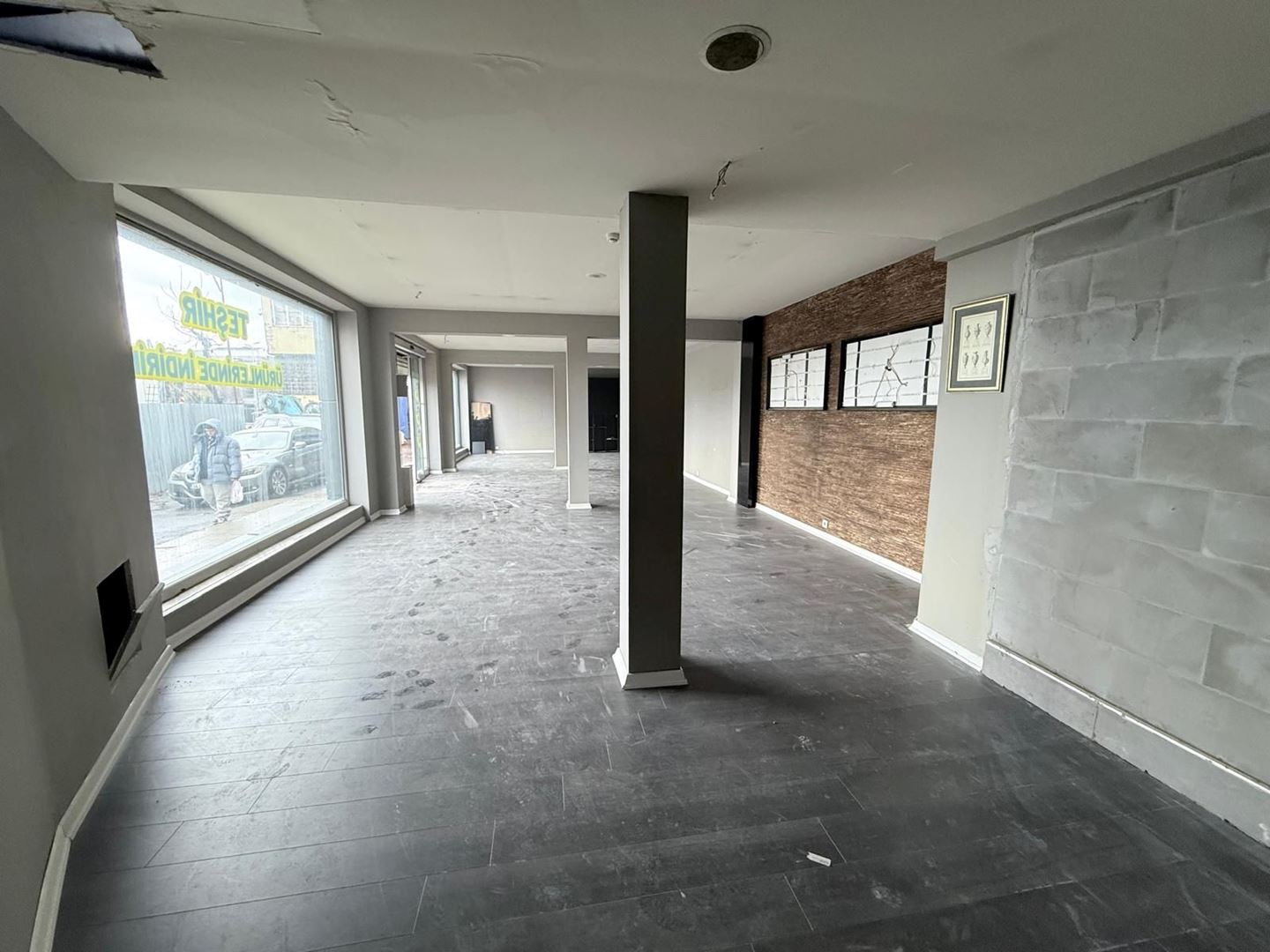 EYÜPSULTAN BULVARINDA KİRALIK 2 KATLI MAĞAZA